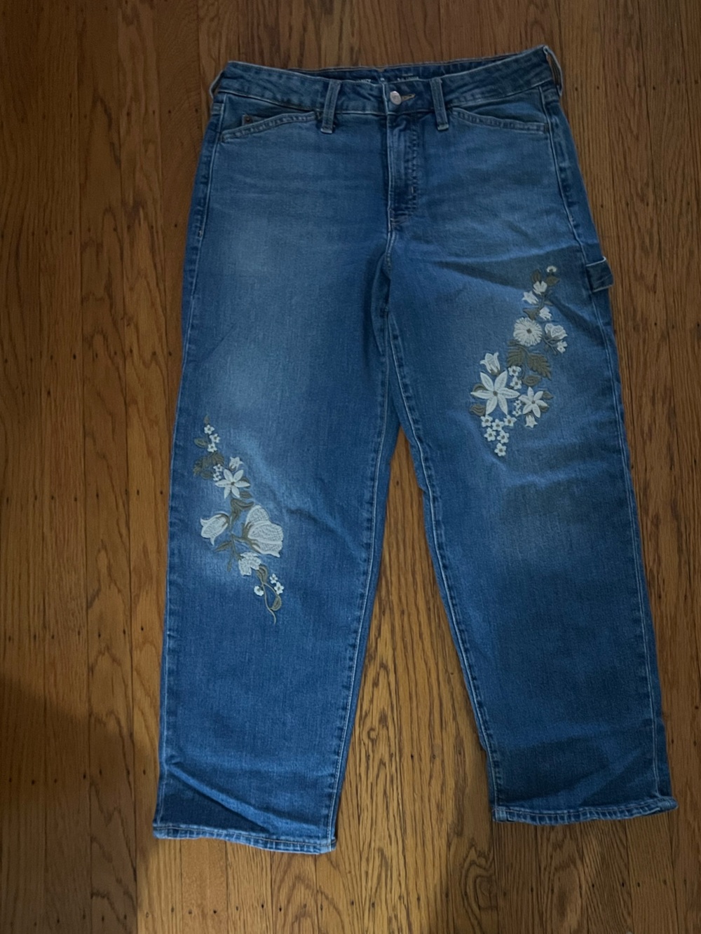 Old Navy Denim Straight-Leg Jeans with White Floral Embroidery
